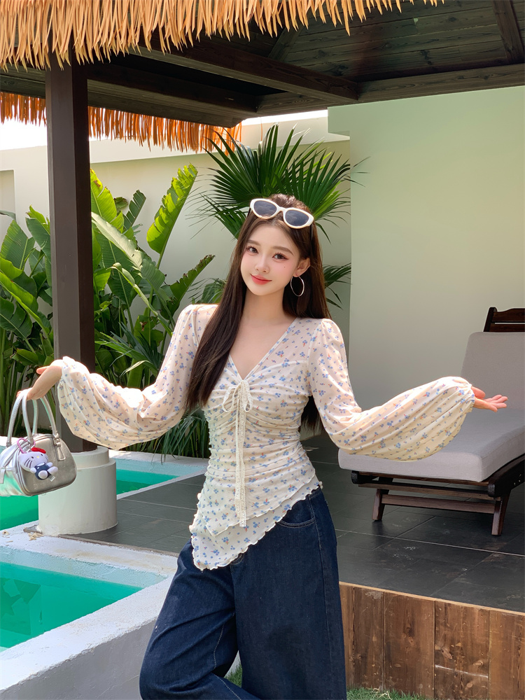 2026 New Blue Floral Lace Tie Irregular Hem Top for Women - Image 2