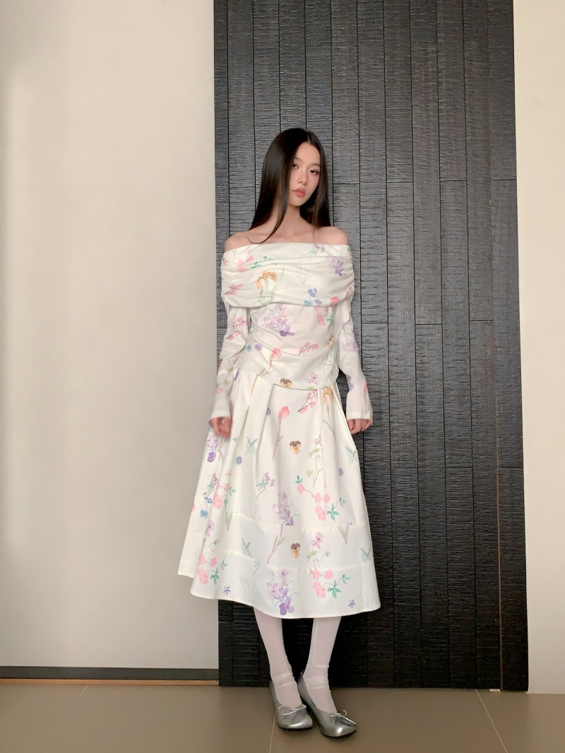 Hand-Painted Floral Print One-Shoulder Cowl Neck Knit Set