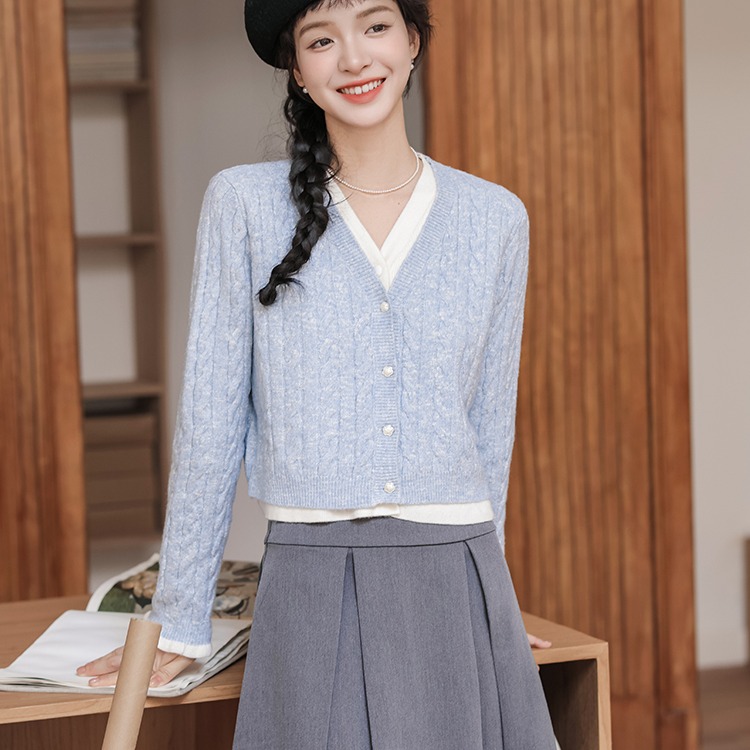 Women’s V-Neck Cardigan Sweater 2025 Fall Winter New Faux Two-Piece Lazy Style Outerwear